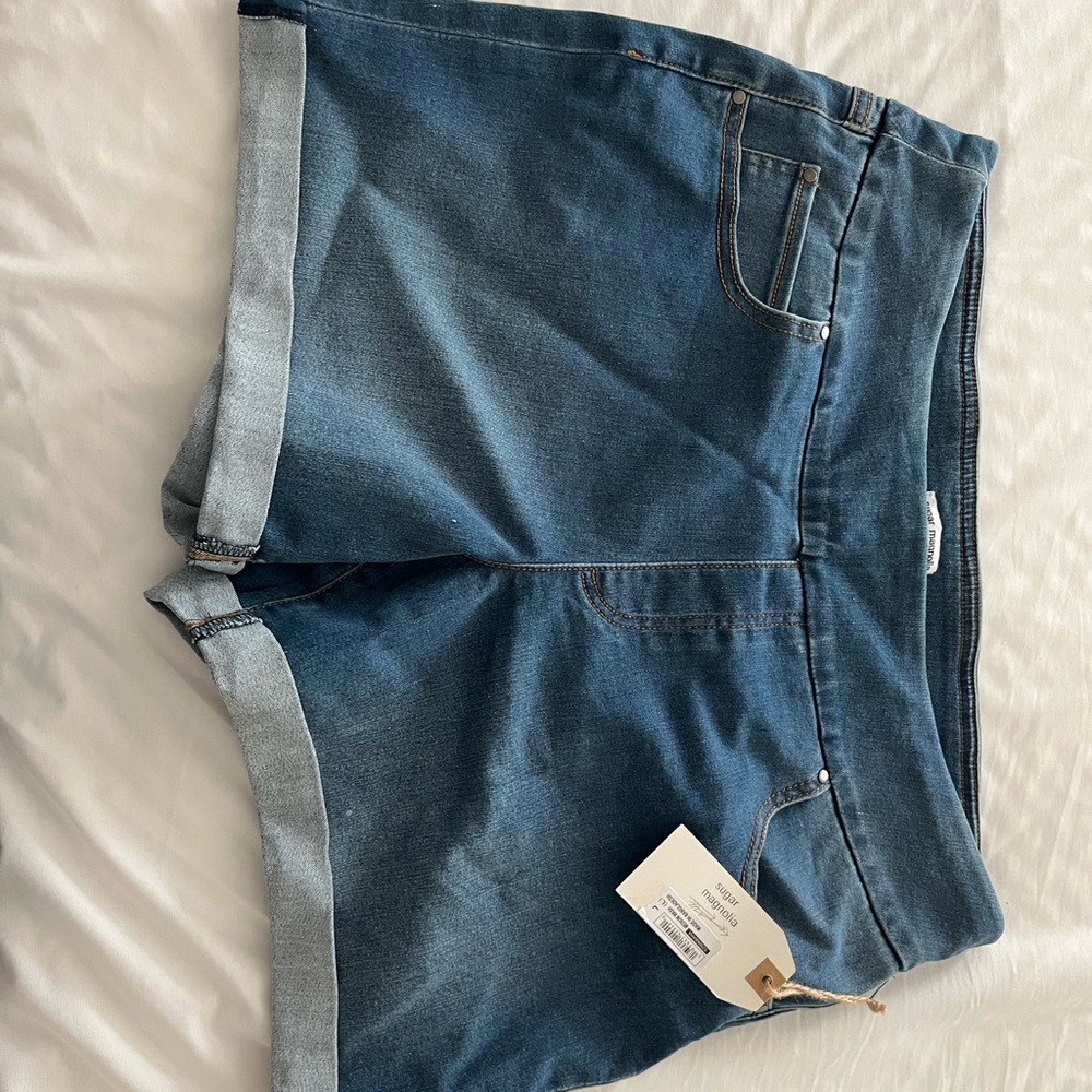 Denim maternity shorts